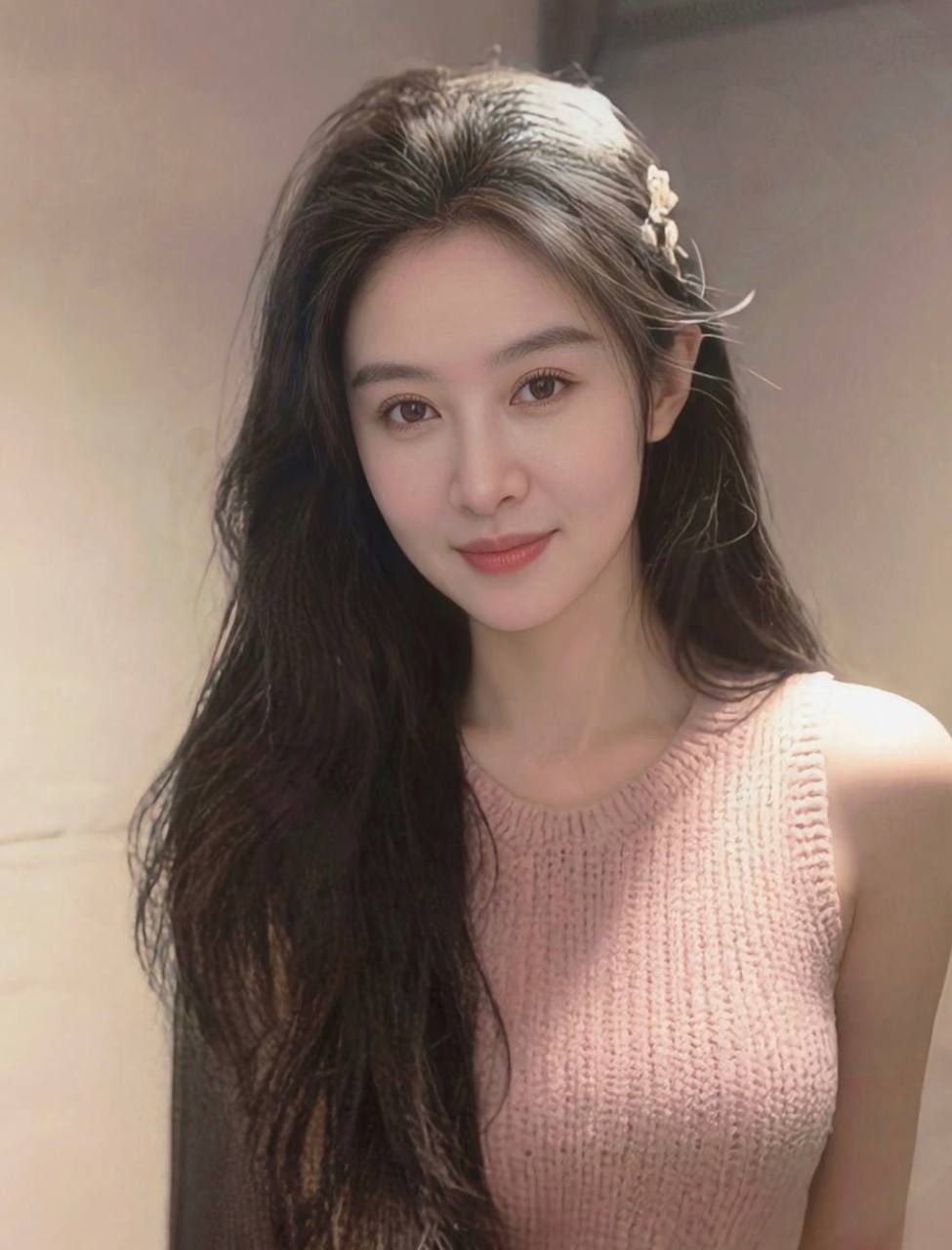 看到妈妈自嗨妈妈求儿子不要说出去妈妈帮你解决吧儿子